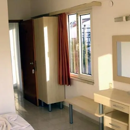 Hotel Club Seven